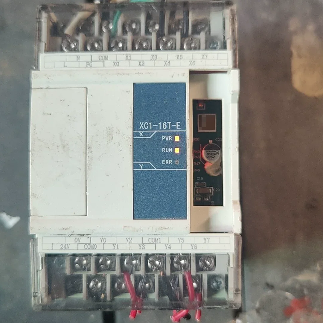 XINJE XC1-16T-E PLC Module — product photo 1 of 12