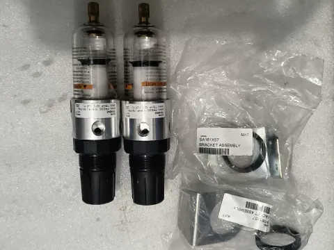 Nordson EFD 7016545 x2 + SA161X57 x2 Industrial Automation Component product photo 1