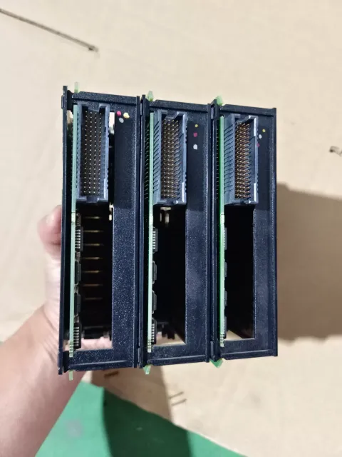 Allen-Bradley 1756-OF8/A Industrial Control Board — product photo 9 of 13