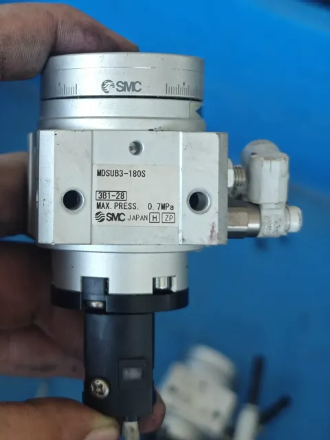 SMC MDSUB3-180S Industrial Automation Component product photo 2