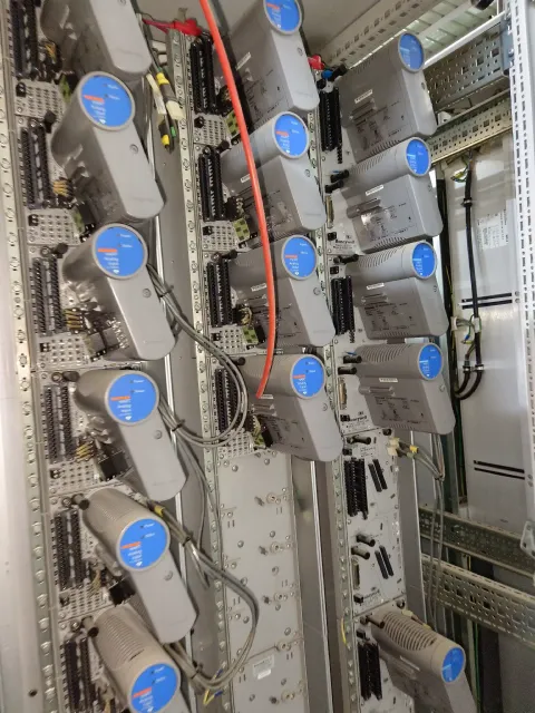 Honeywell 51308353-175 Industrial Automation Component — product photo 9 of 18
