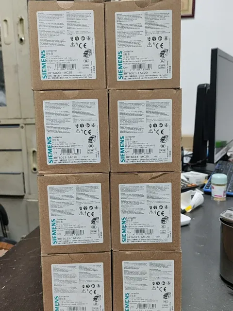 Siemens 3RT6023-1AC20 Industrial Relay product photo 1