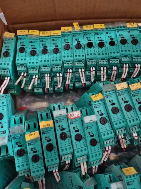 Pepperl+Fuchs KFD2-EB2.R4A.B / 189784 Power Electronics Module product photo 1