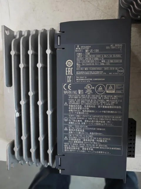 Mitsubishi Electric MR-JE-10A Motor & Drive Component — product photo 11 of 15