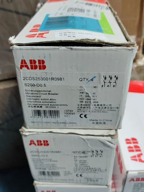 ABB S203-D0.5 / 2CDS253001R0981 Industrial Automation Component product photo 1