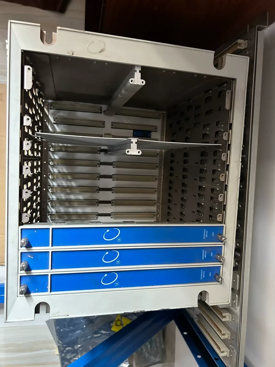 Bently Nevada 3500/05-02-05-00-00-01 Industrial Automation Component product photo 1