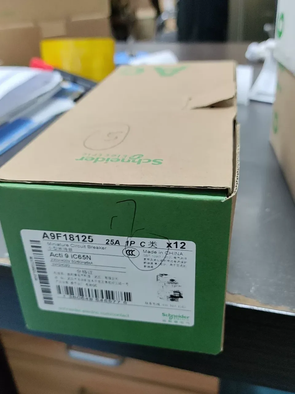 Schneider Electric A9F18125 Industrial Automation Component product photo 1