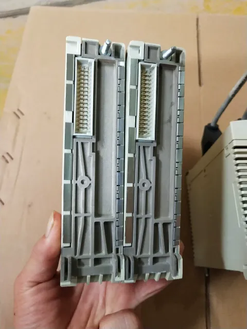 Schneider Electric / Modicon TSXSCY21601 Industrial Automation Component product photo 7