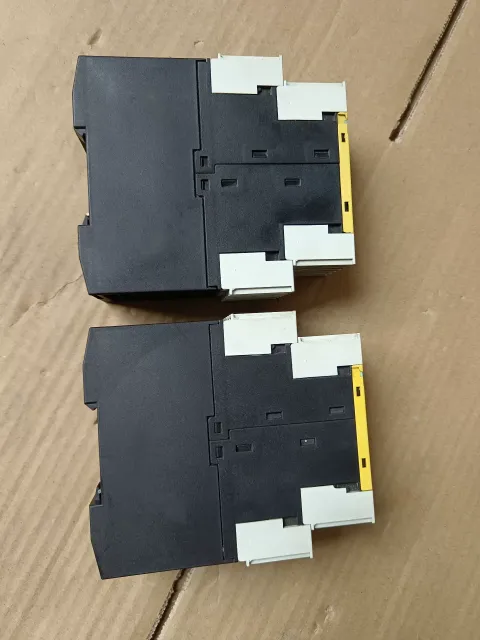 Siemens 3TK2827-1BB40 Industrial Relay — product photo 14 of 17