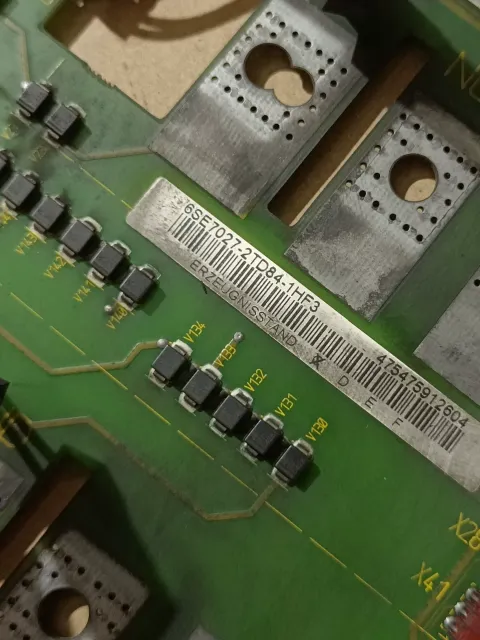 Siemens 6SE7027-2TD84-1HF3 Motor & Drive Component — product photo 2 of 13