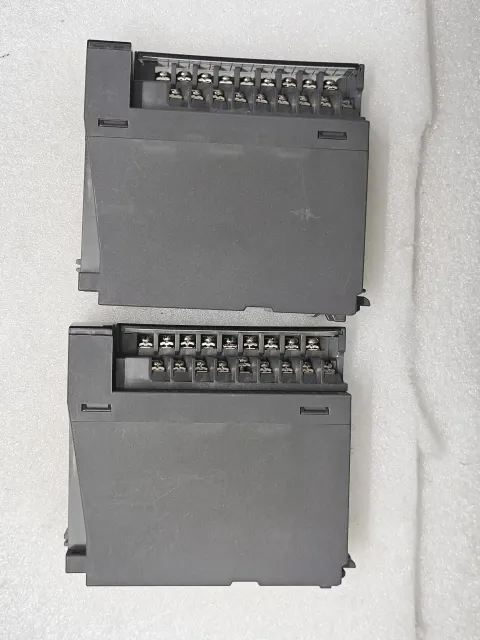 Mitsubishi Electric QX40 Industrial Automation Component — product photo 5 of 57