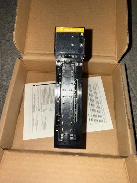 Allen-Bradley 1756-OF4 PLC Module — product photo 6 of 7