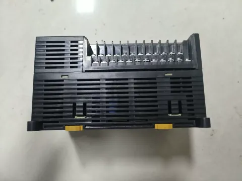 Omron CP1E-N40DR-D PLC Module product photo 4