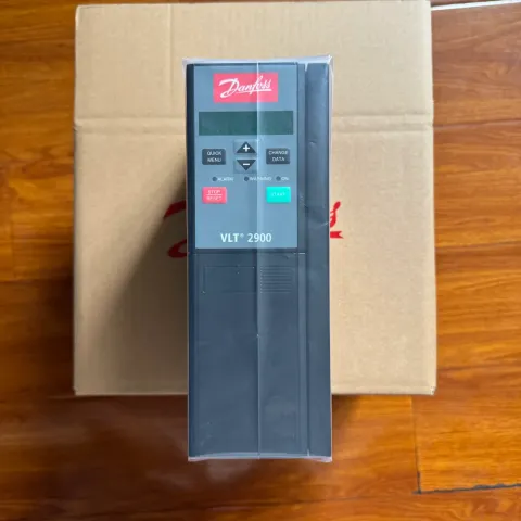 Danfoss VLT2930PT4B20STR0DBF00A00C1 Motor & Drive Component product photo 1