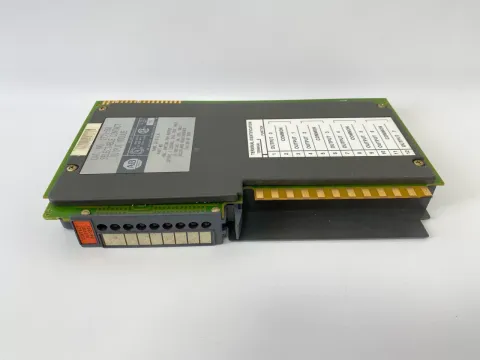 Allen-Bradley 1771-OW PLC Module — product photo 3 of 8