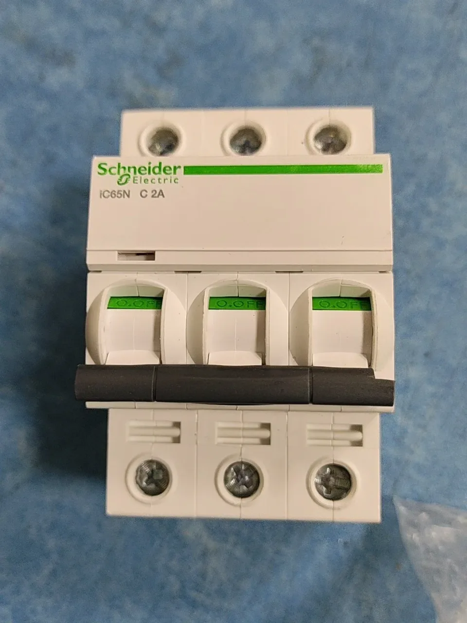 Schneider Electric A9F18302 Industrial Automation Component — product photo 1 of 5