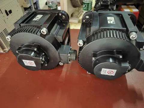 Yaskawa SGMGV-44ADC6S Motor & Drive Component product photo 5