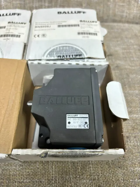 Balluff BNS 819-B03-D12-61-12-3B Industrial Sensor product photo 2