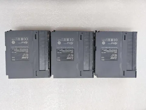 Mitsubishi Electric QX40 Industrial Automation Component — product photo 31 of 57