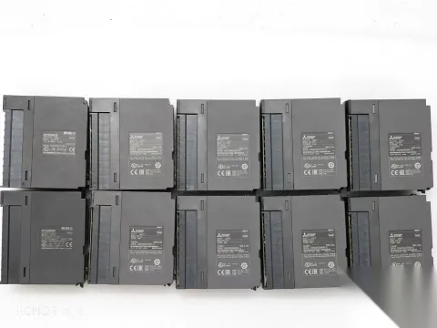 Mitsubishi Electric QX40 / QY40P PLC Module product photo 6