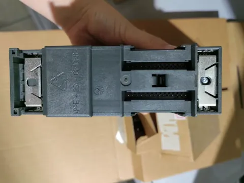 Siemens 6ES7321-7BH01-0AB0 PLC Module — product photo 5 of 7