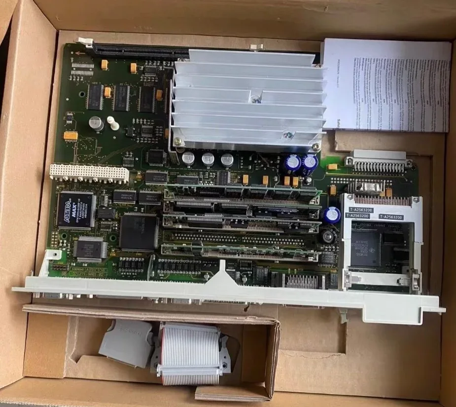 Siemens 6FC5357-0BB25-0AA0 Industrial Control Board product photo 1
