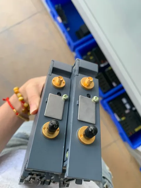 Siemens 6GK5734-1FX00-0AA0 Industrial Automation Component product photo 5