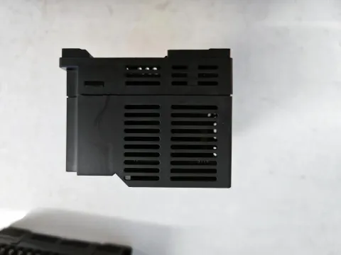 Mitsubishi Electric AJ65BT-R2 Industrial Automation Component — product photo 12 of 12