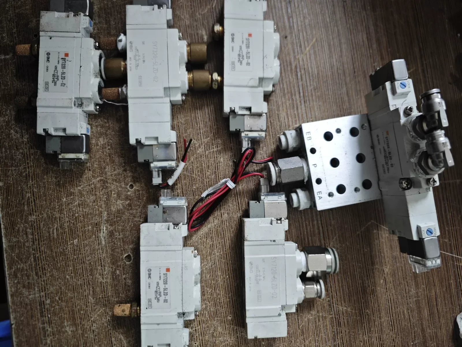 SMC SY7320-5LZD-02 Industrial Automation Component product photo 1