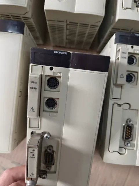Schneider Electric / Modicon TSXP57253M PLC Module product photo 2