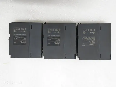 Mitsubishi Electric QY42P PLC Module — product photo 40 of 62