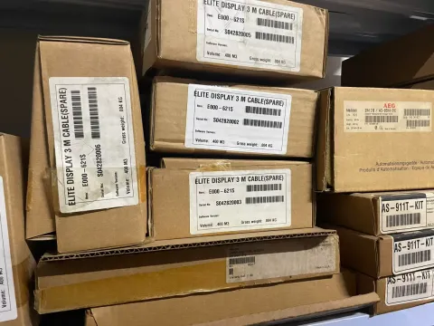 Schneider Electric / Modicon AS-B846-001 I/O Module product photo 3