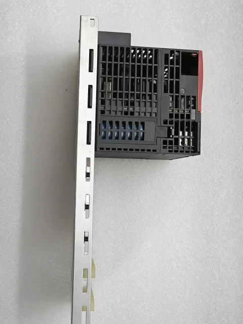 Mitsubishi Electric Q00UJCPU Industrial Automation Component — product photo 32 of 37