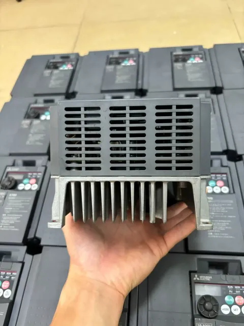 Mitsubishi Electric FR-E740-0.75K-CHT Motor & Drive Component — product photo 7 of 19