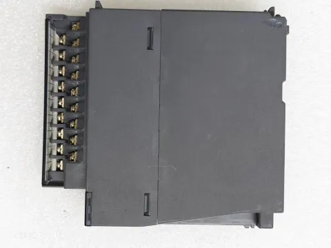 Mitsubishi Electric Q64DAN Industrial Automation Component — product photo 4 of 36