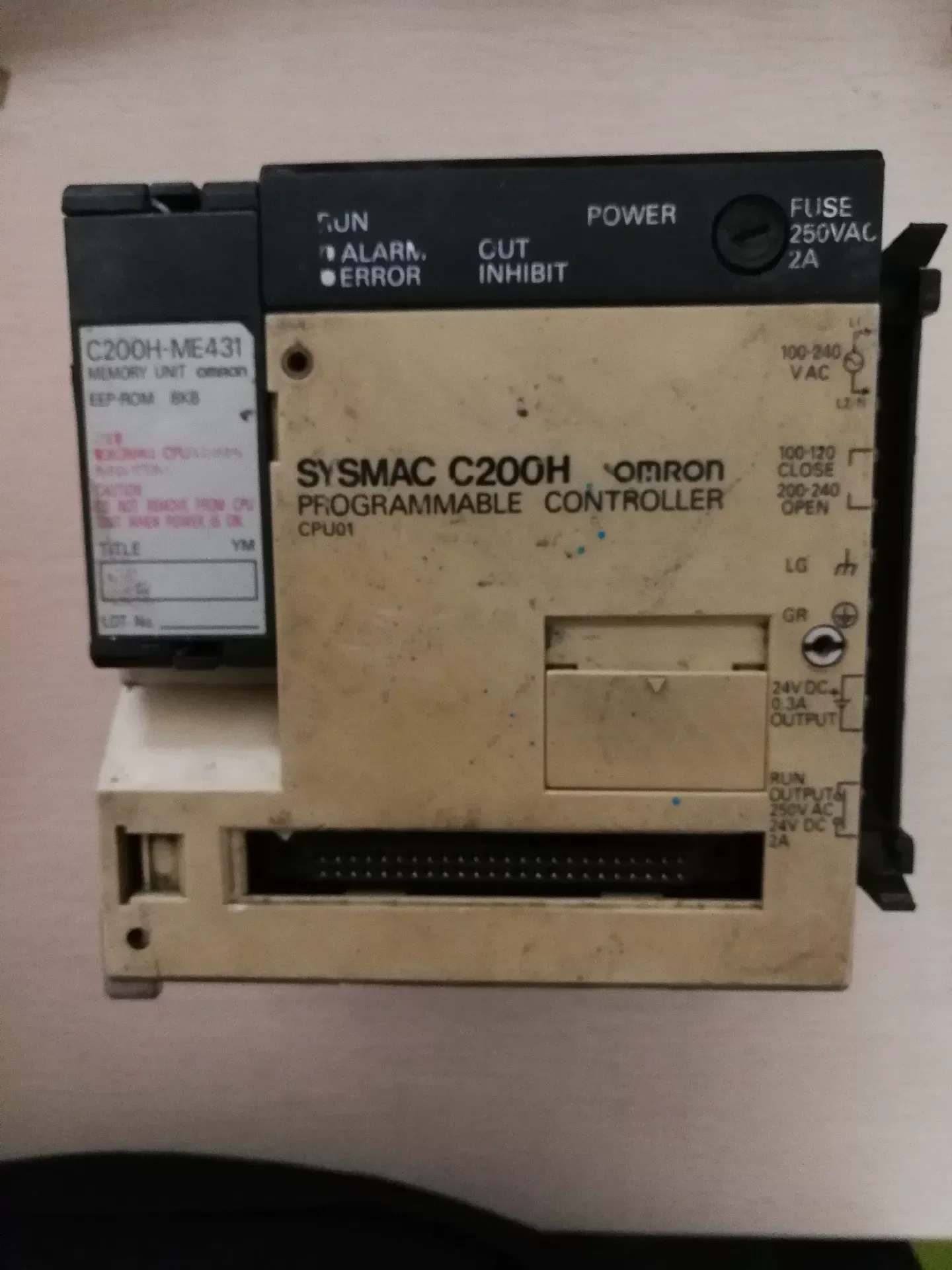 OMRON C200H-CPU01 PLC Module product photo 1
