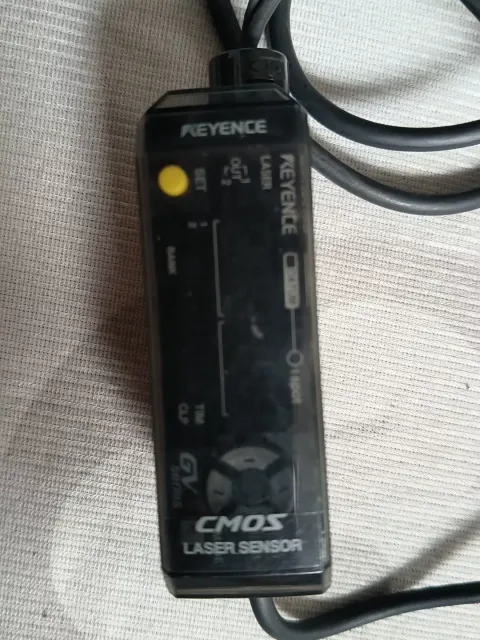 KEYENCE GV-21 + GV-H45L Industrial Sensor — product photo 8 of 13