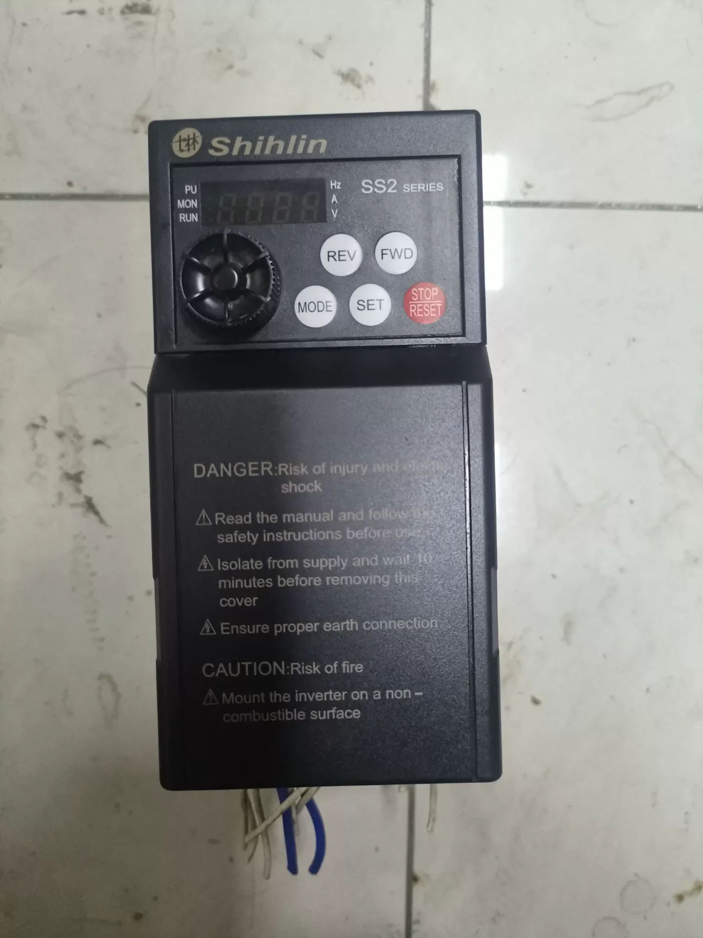 Shihlin Electric SS2-021-0.4K Motor & Drive Component product photo 1