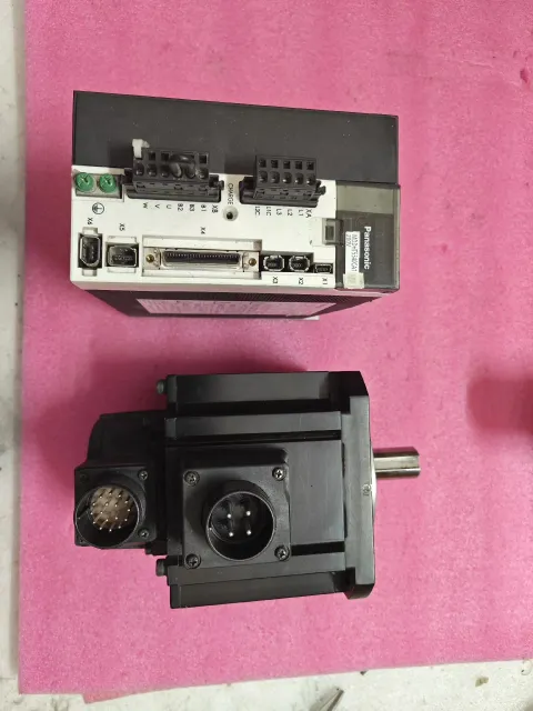 Panasonic MDDHT5540CA1 + MDME152GCGM Motor & Drive Component product photo 1