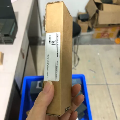 Siemens 6ES7592-1BM00-0XA0 Industrial Automation Component product photo 2