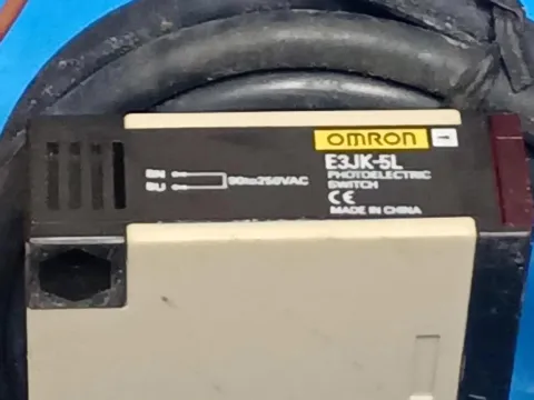 Omron E3JK-5L Industrial Sensor product photo 1