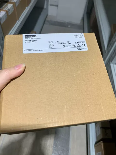 Siemens 6ES7521-1FH00-0AA0 Industrial Automation Component product photo 2