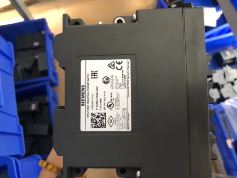 Siemens 6GK5216-0BA00-2AA3 Industrial Sensor product photo 1