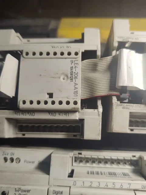 Moeller / 金钟穆勒 EM4-201-DX2 PLC Module product photo 4