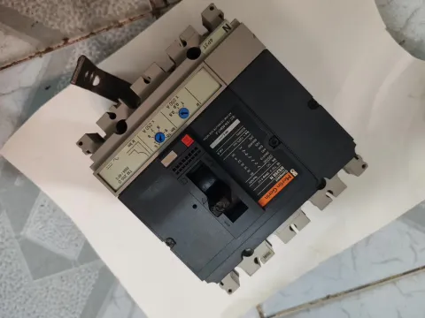 Merlin Gerin / Schneider Electric Compact NS250N + TM250D Industrial Automation Component product photo 4