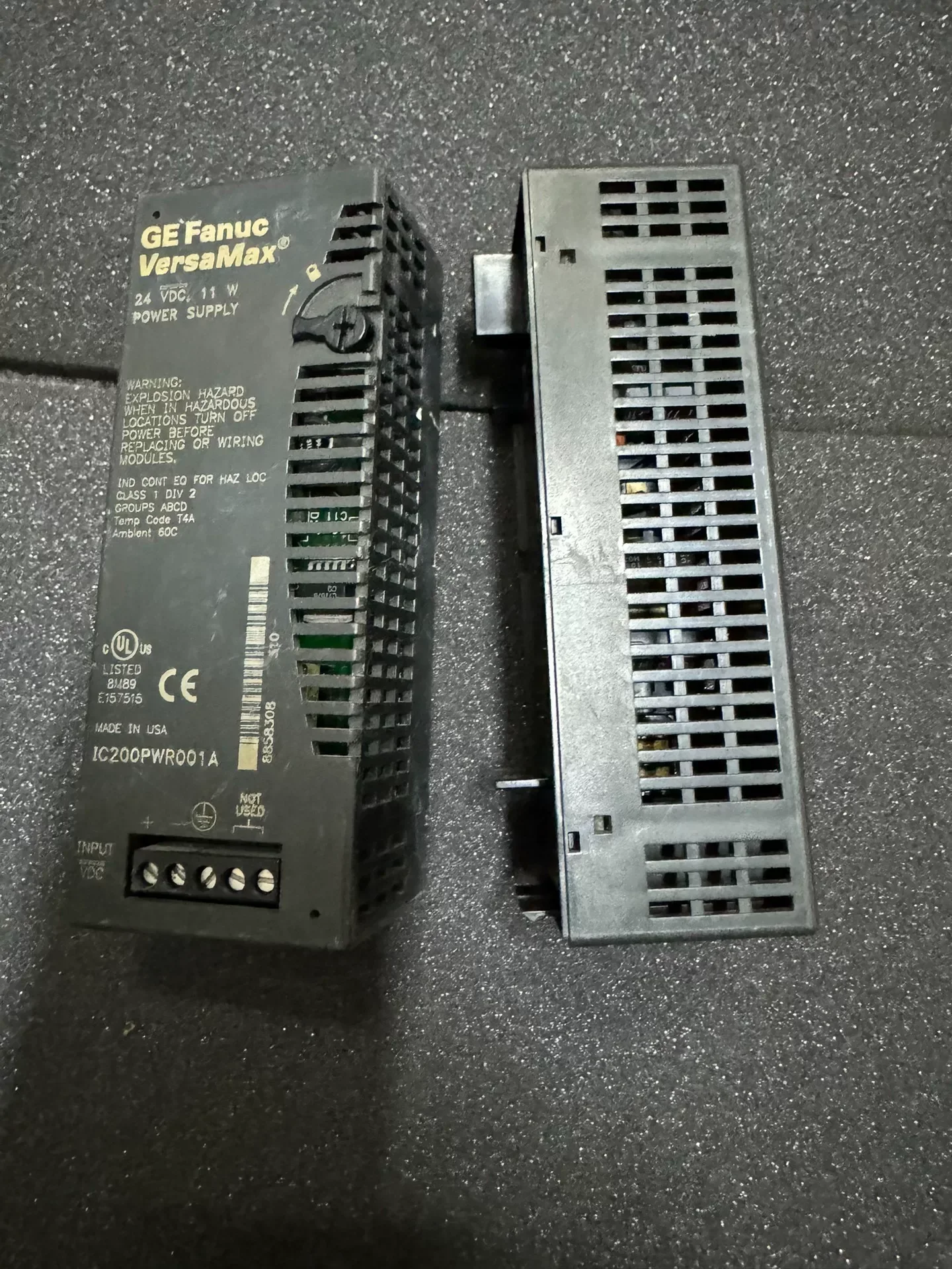 GE Fanuc IC200PWR001A PLC Module product photo 1