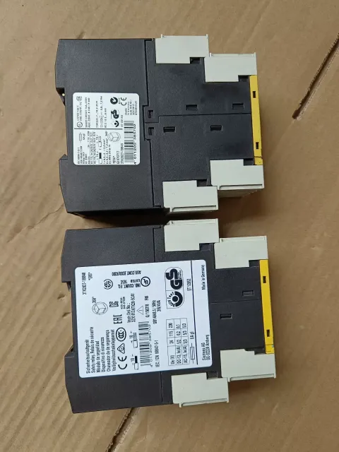 Siemens 3TK2827-1BB40 Industrial Relay — product photo 13 of 17