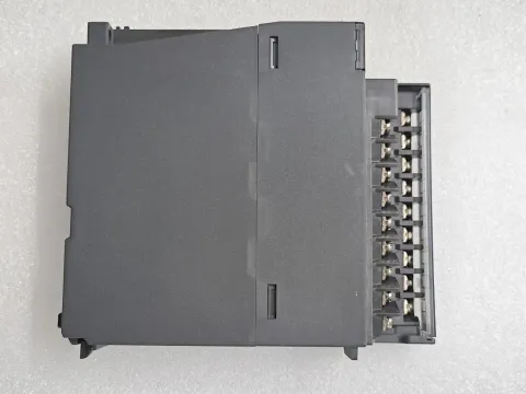 Mitsubishi Electric Q64DAN Industrial Automation Component — product photo 20 of 36