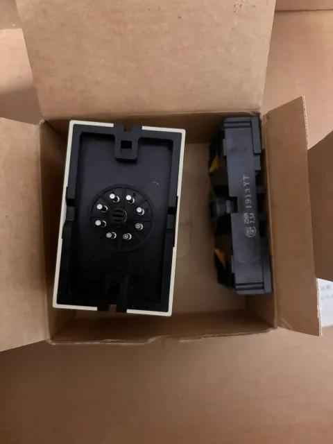 Fuji Electric PDC-10D1R Industrial Sensor product photo 4