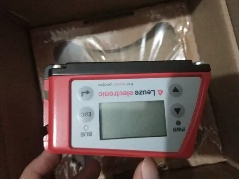 Leuze electronic BCL 501i SN 102 Industrial Automation Component product photo 3